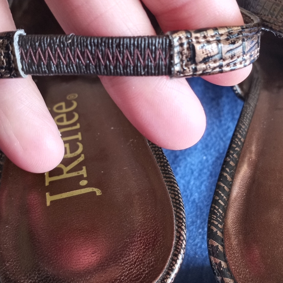 J.RENEE vintage "Bev" style strappy wedge size 10M. - Picture 13 of 13